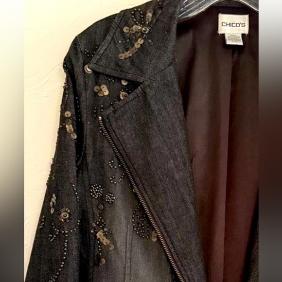 Chico's Embellished Washed Gray Denim Moto Jacket XS Chico Size 0 - Picture 3 of 9